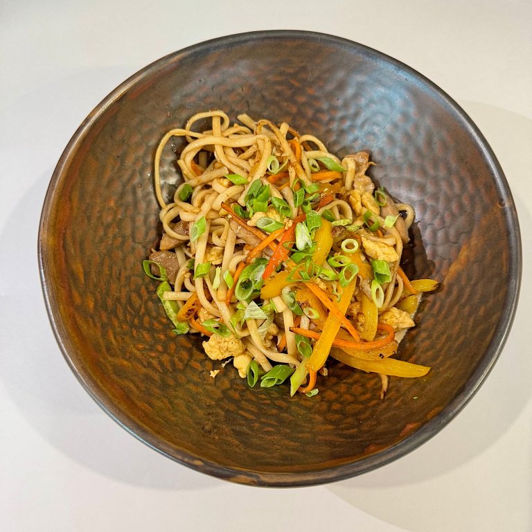 Д Тайская лапша с уткой